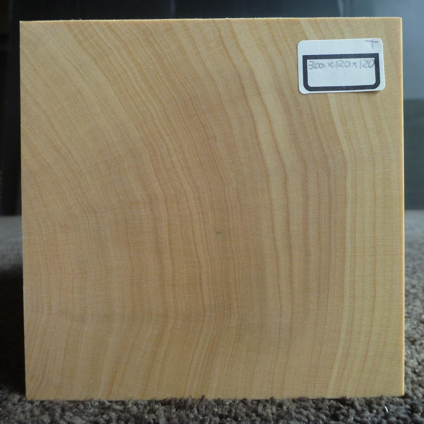 立体彫刻用材 シナ 300×120×120mm 143600120T 【この商品は送料無料です】