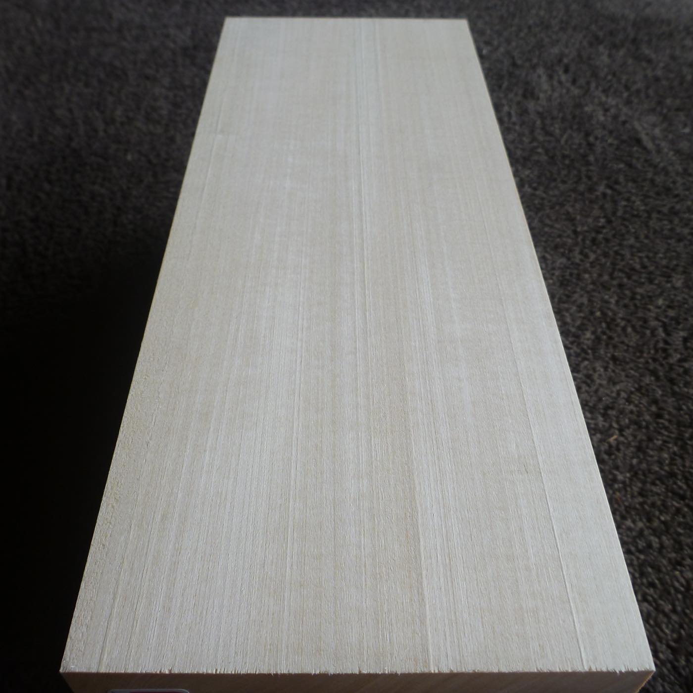 立体彫刻用材 シナ 300×115×115mm 143600115T 【この商品は送料無料です】