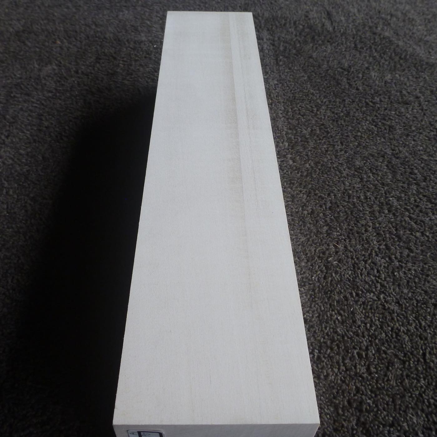 立体彫刻用材 シナ 450×95×95mm 143400095A【この商品は送料無料です】