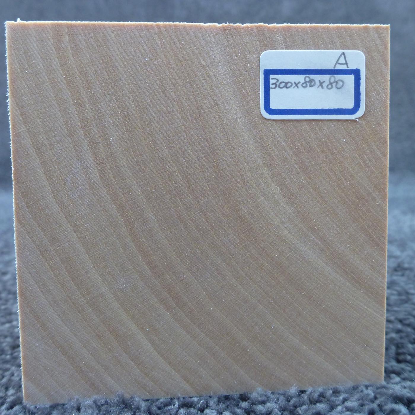 立体彫刻用材 シナ 300×80×80mm 143600080A【この商品は送料無料です】