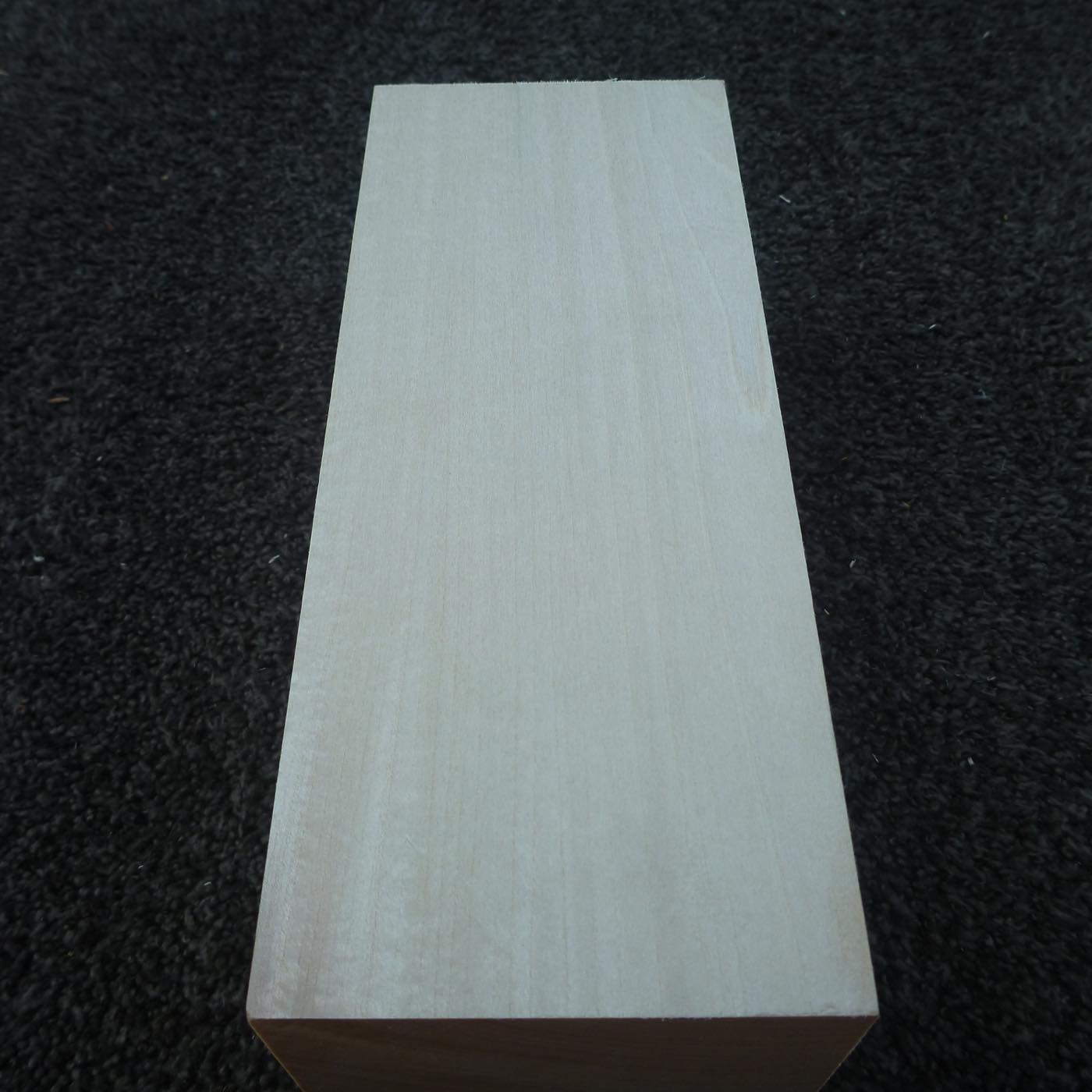 立体彫刻用材 シナ 200×80×80mm 143800080A【この商品は送料無料です】