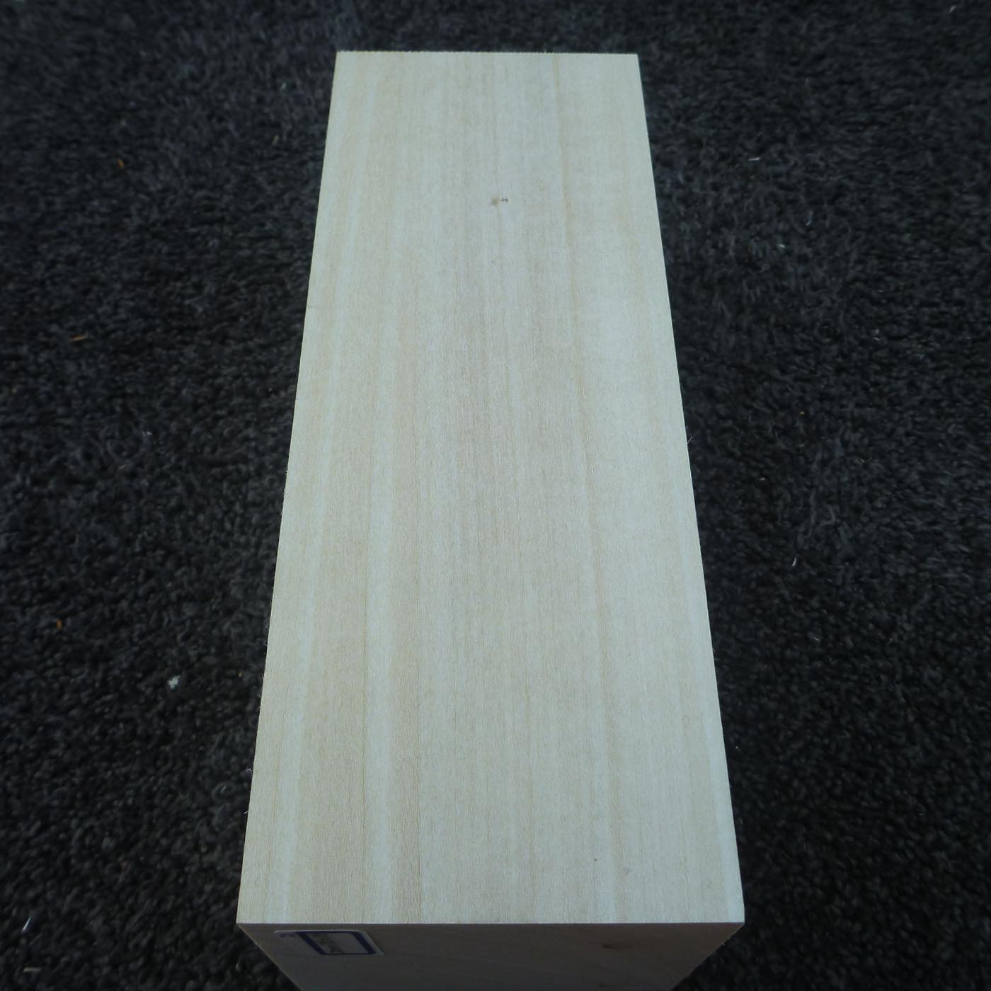 立体彫刻用材 シナ 200×75×75mm 143800075R【この商品は送料無料です】