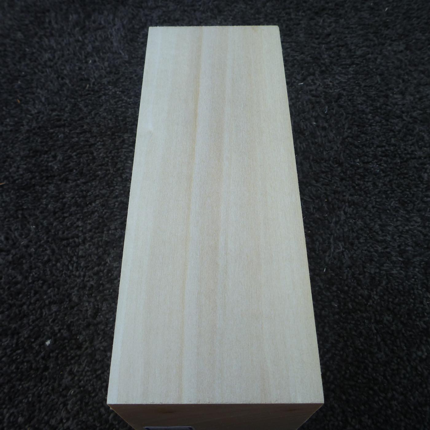 立体彫刻用材 シナ 200×75×75mm 143800075R【この商品は送料無料です】