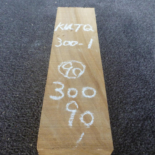 彫刻材 楠 柾目 ラフ材 L300×T90×W90mm KUTQ300-1 定番商品