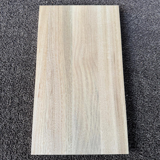 彫刻材 楠 はぎ板 プレナ仕上げ L350×T20×W200mm KS35020200-1 定番商品