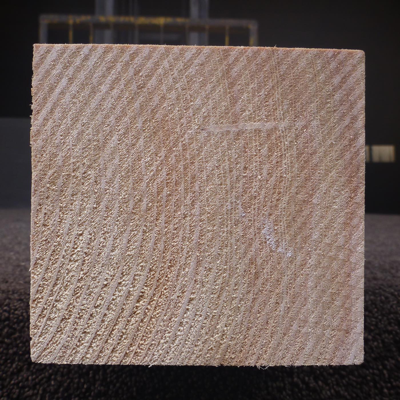 彫刻材 人工桧 柾目盤 ラフ材 L370×T105×W110mm JH370105110 Bグレード