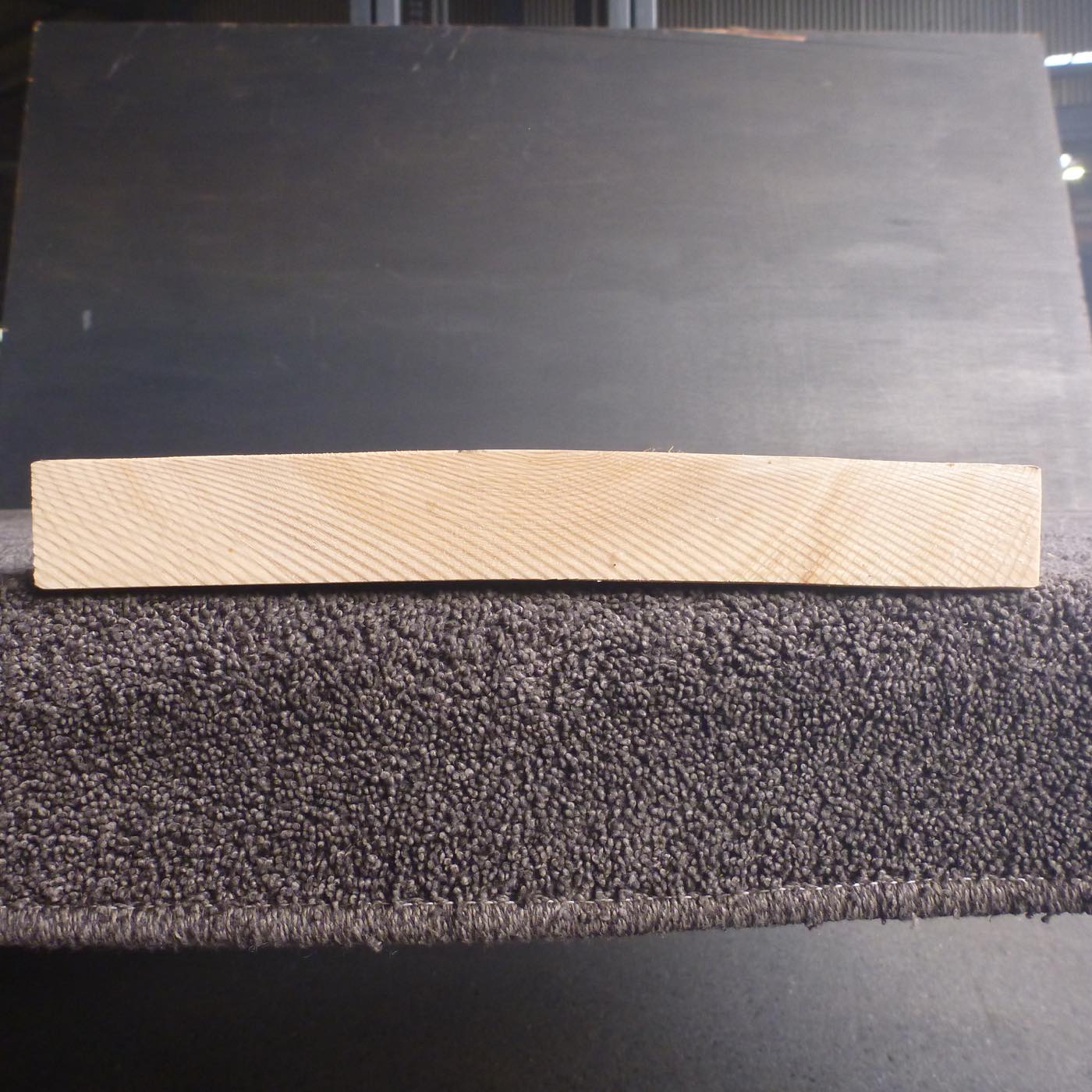 彫刻材 天然木曽檜 板目板 ラフ材 L600×T30×W275mm 60030275 Dグレード