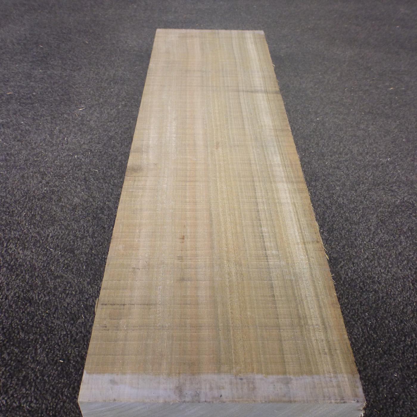 彫刻材 楠 板目 ラフ材 L600×T60×W170mm KUTP600-2 定番商品