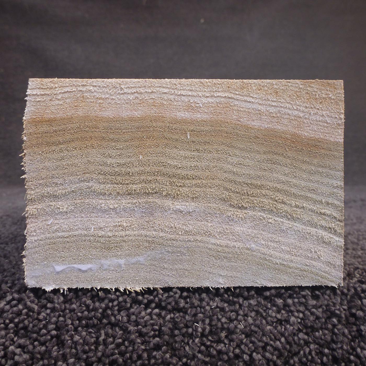 彫刻材 楠 板目 ラフ材 L300×T70×W110mm KUTP300-6 定番商品