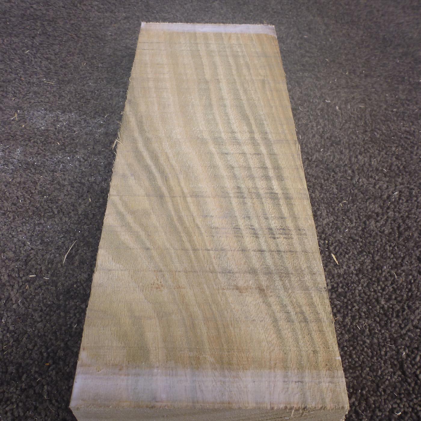 彫刻材 楠 板目 ラフ材 L300×T45×W120mm KUTP300-14 定番商品