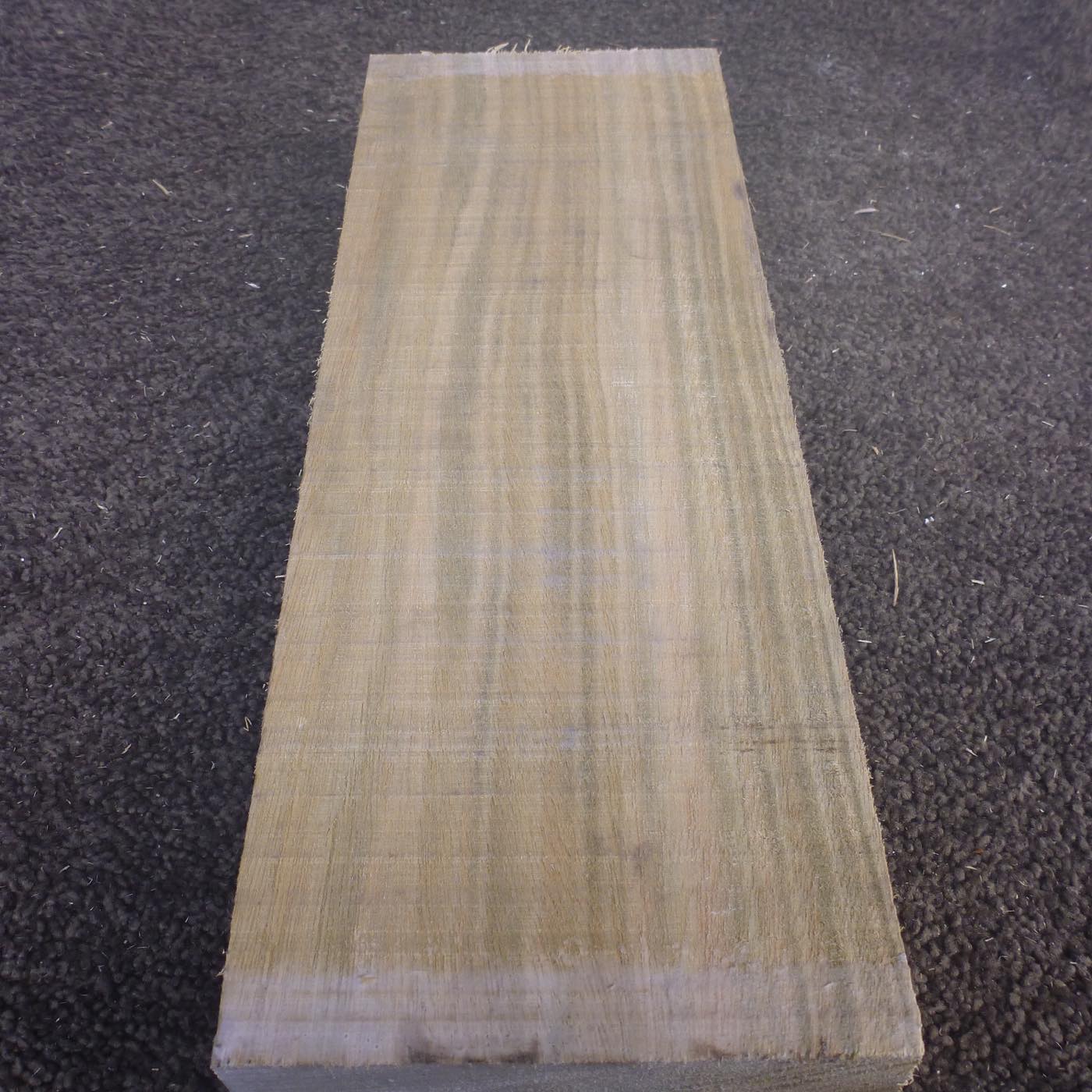 彫刻材 楠 板目 ラフ材 L300×T45×W120mm KUTP300-16 定番商品