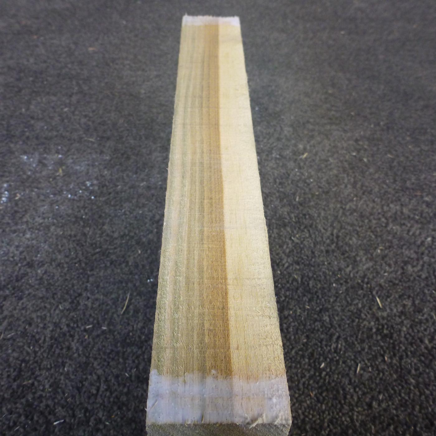 彫刻材 楠 板目 ラフ材 L300×T45×W120mm KUTP300-16 定番商品