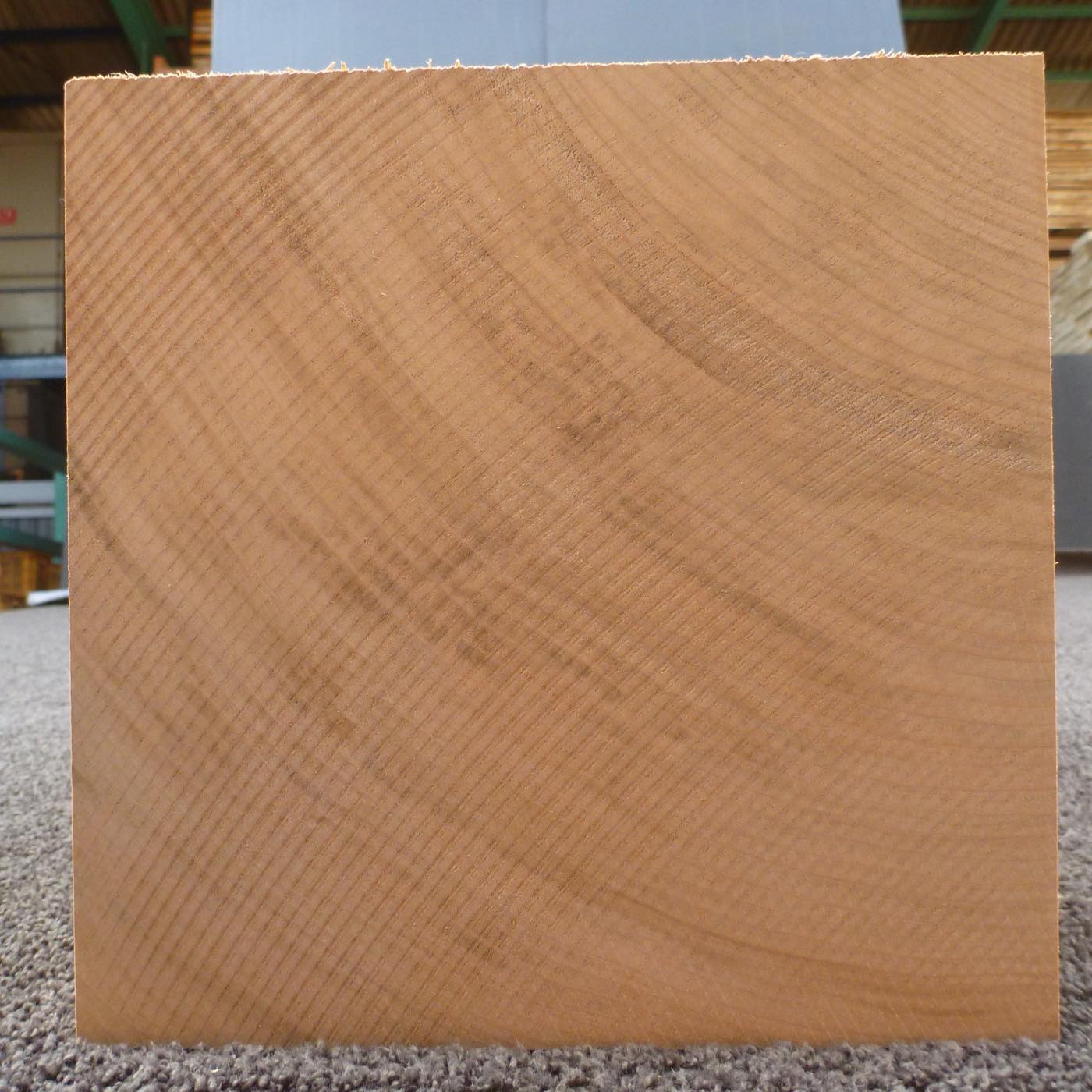 立体彫刻用材 桂 (カツラ) 450×210×210mm 293400210R【この商品は送料無料です】