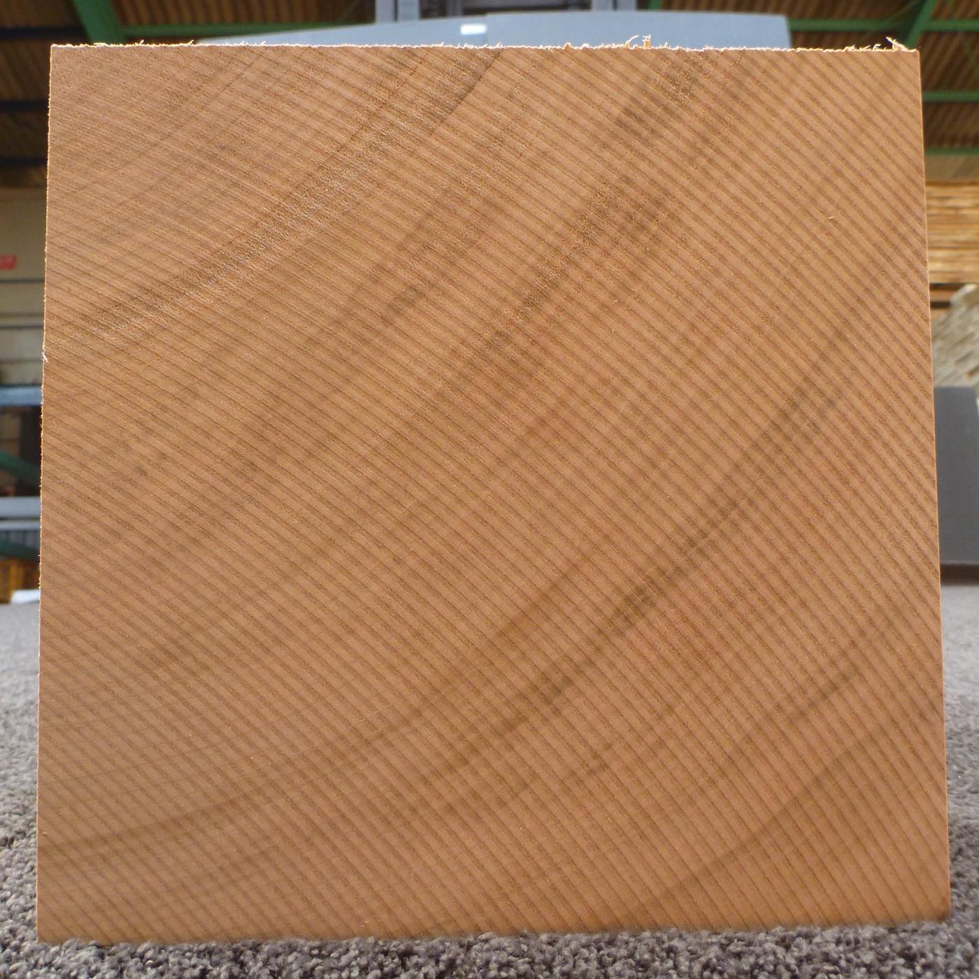 立体彫刻用材 桂 (カツラ) 600×205×205mm 293350205R【この商品は送料無料です】