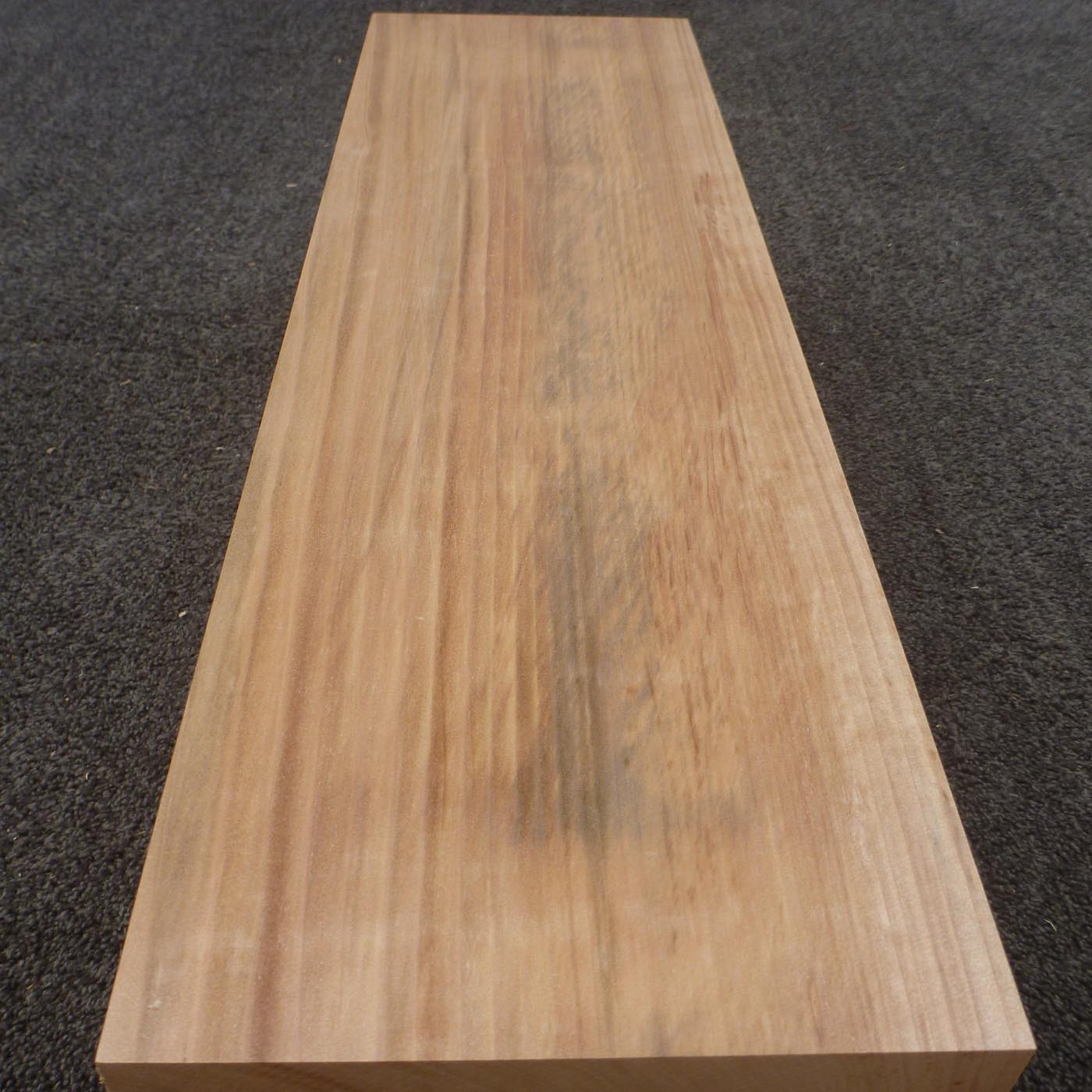 立体彫刻用材 桂 (カツラ) 600×180×180mm 293350180R【この商品は送料無料です】