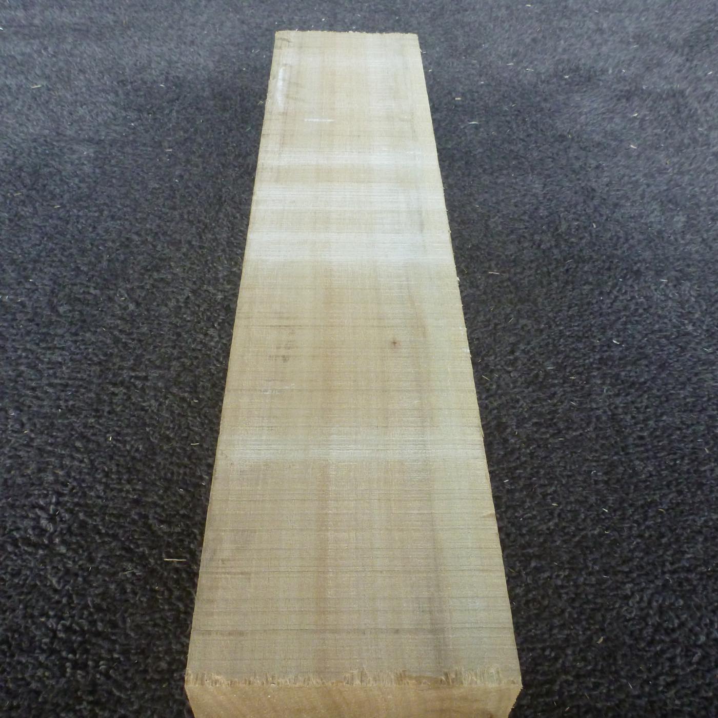 彫刻材 楠 柾目 ラフ材 L450×T105×W105mm KUTQ450-1 定番商品