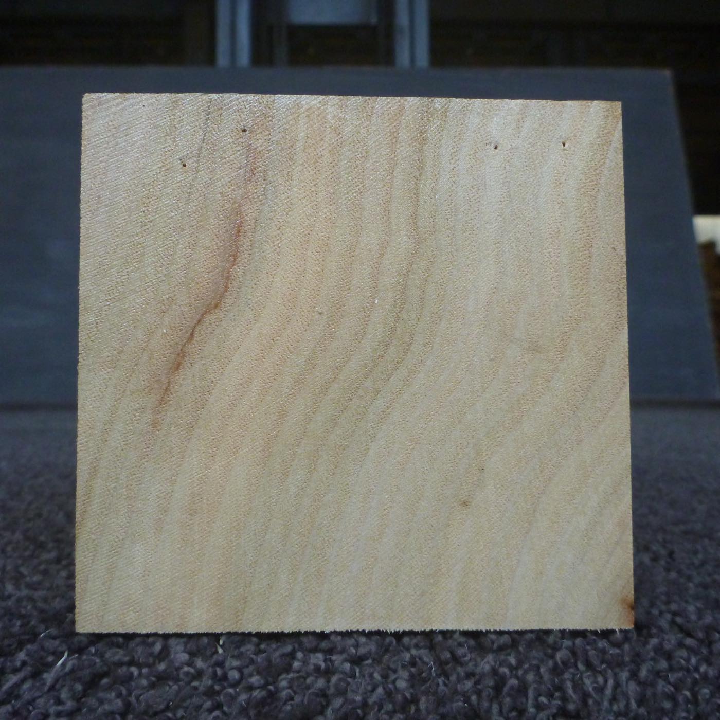彫刻材 楠 柾目 ラフ材 L450×T90×W90mm KUTQ450-2 定番商品