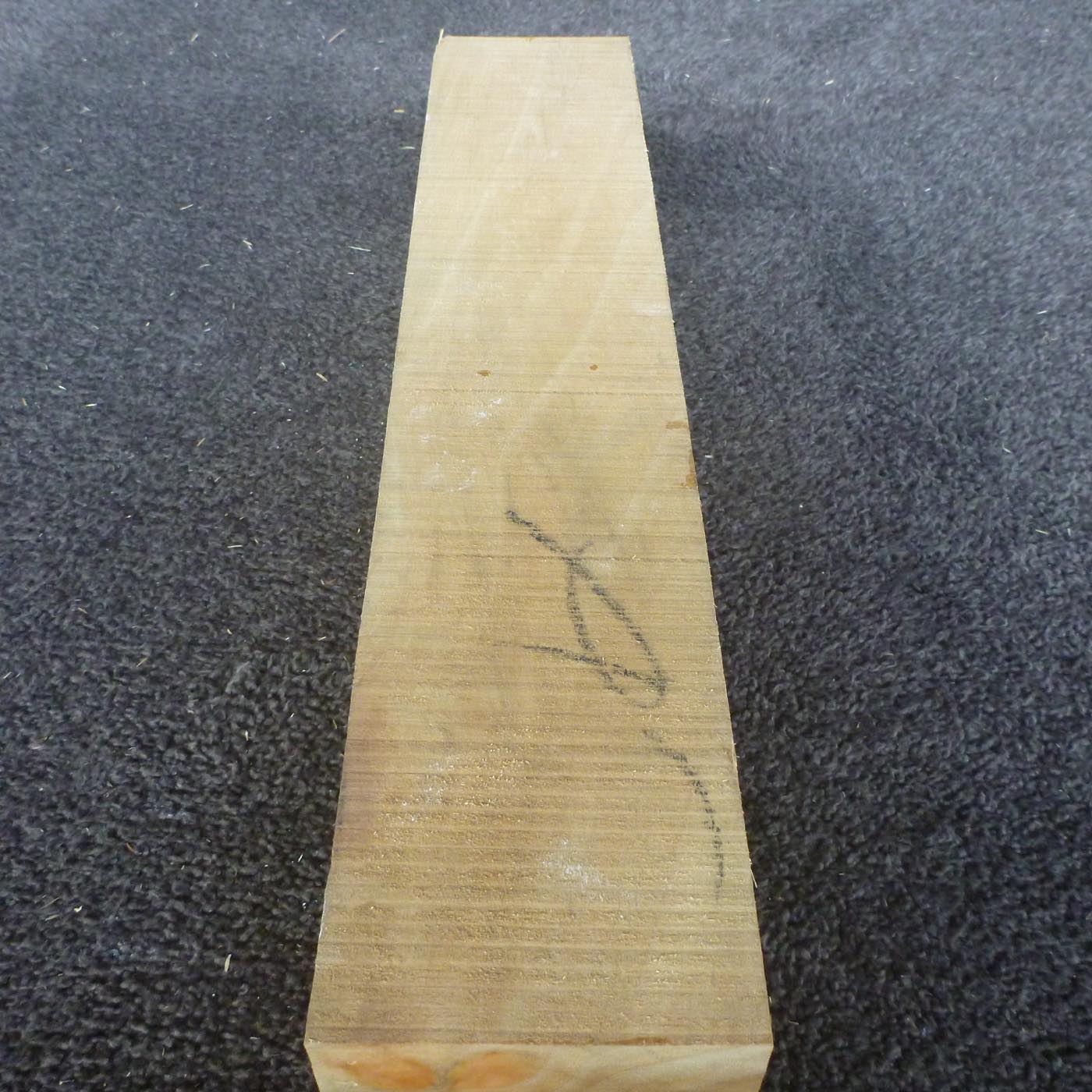 彫刻材 楠 柾目 ラフ材 L450×T90×W90mm KUTQ450-5 定番商品