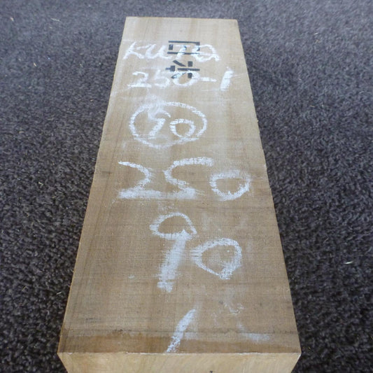 彫刻材 楠 柾目 ラフ材 L250×T90×W90mm KUTQ250-1 -1 定番商品