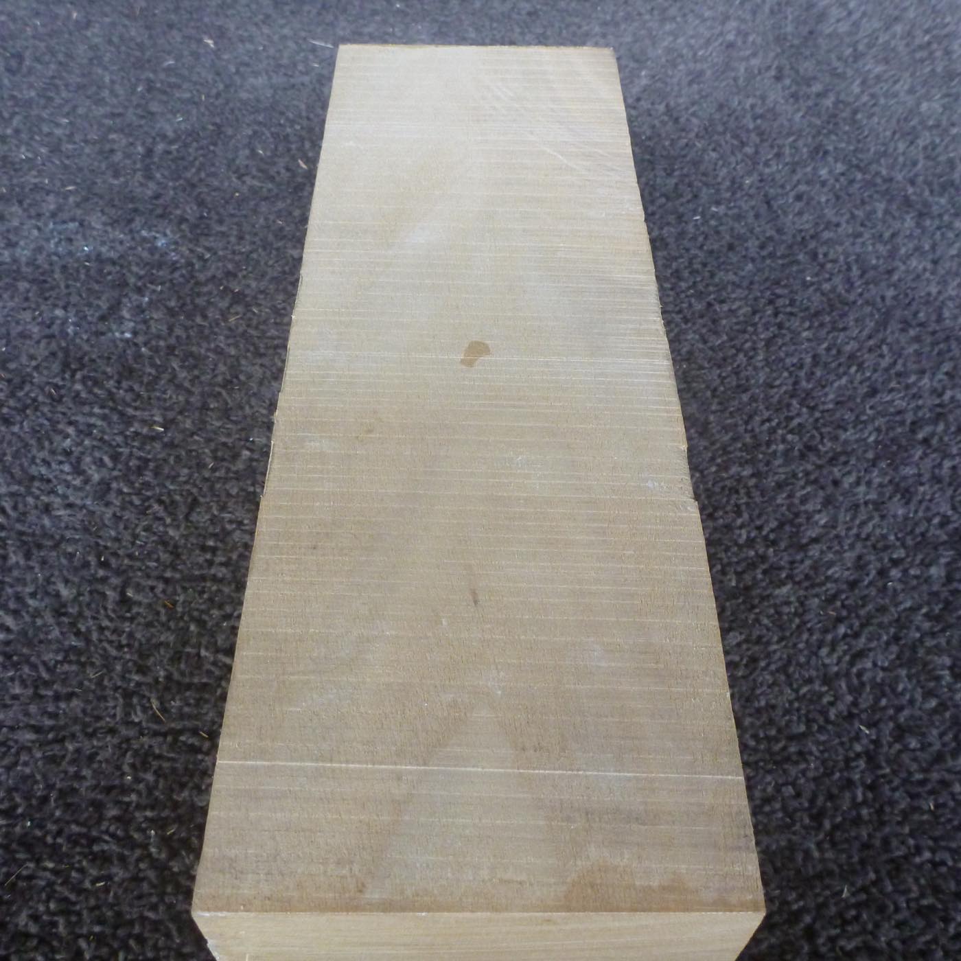 彫刻材 楠 柾目 ラフ材 L250×T90×W90mm KUTQ250-1 -1 定番商品