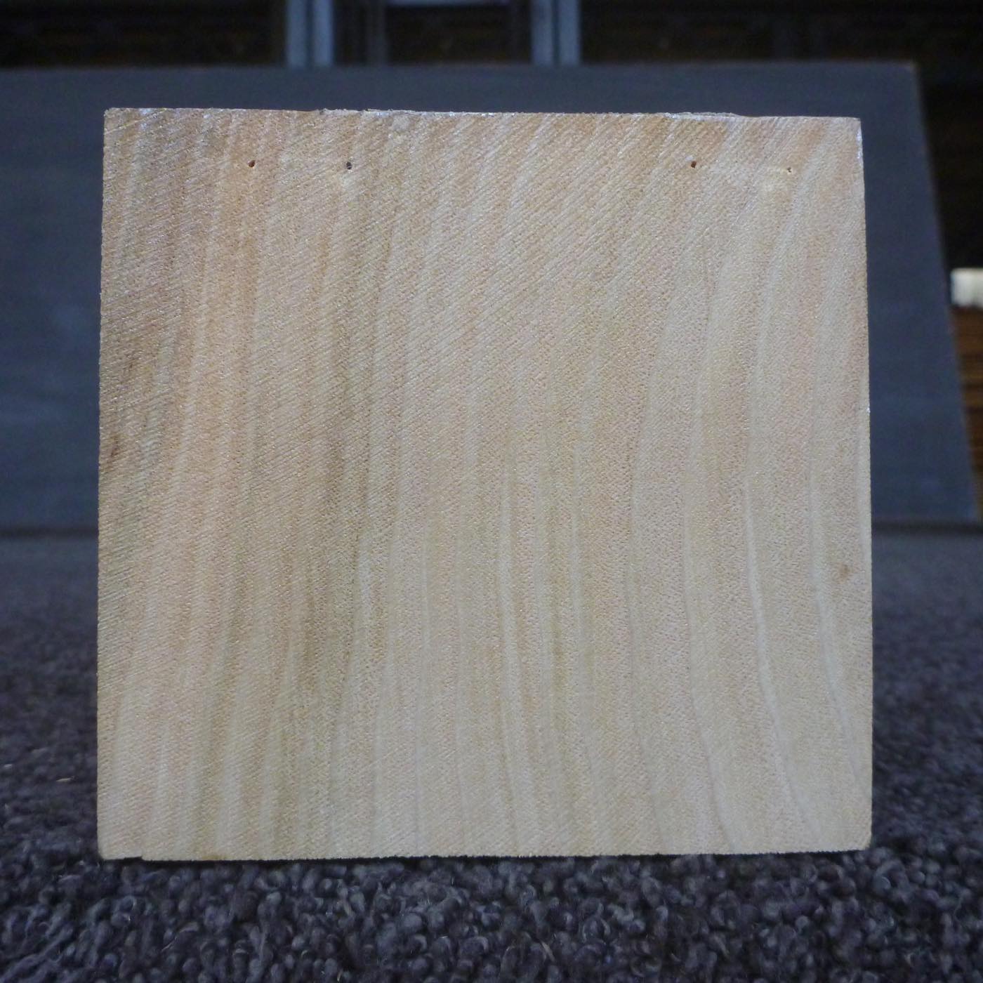 彫刻材 楠 柾目 ラフ材 L250×T90×W90mm KUTQ250-1 -1 定番商品