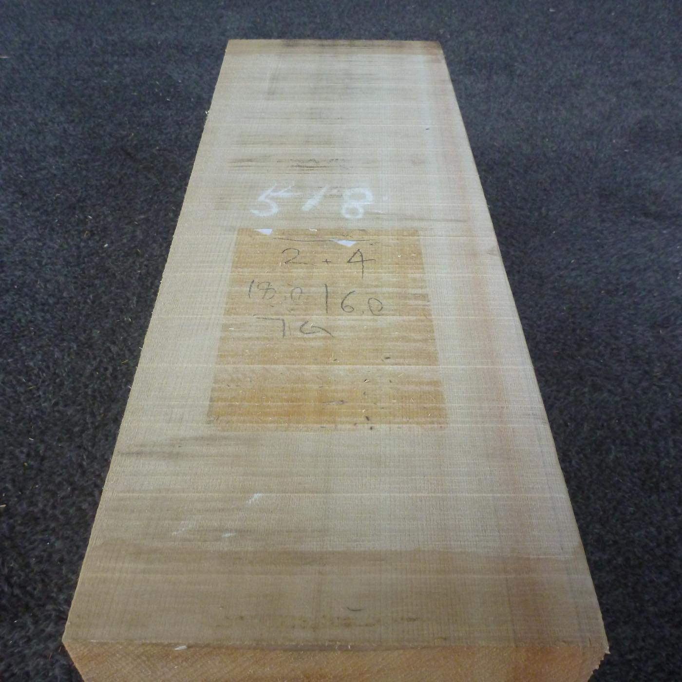 彫刻材 天然木曽檜 柾目盤 ラフ材 L450×T160×W160mm 3B160160-1 Bグレード 定番商品