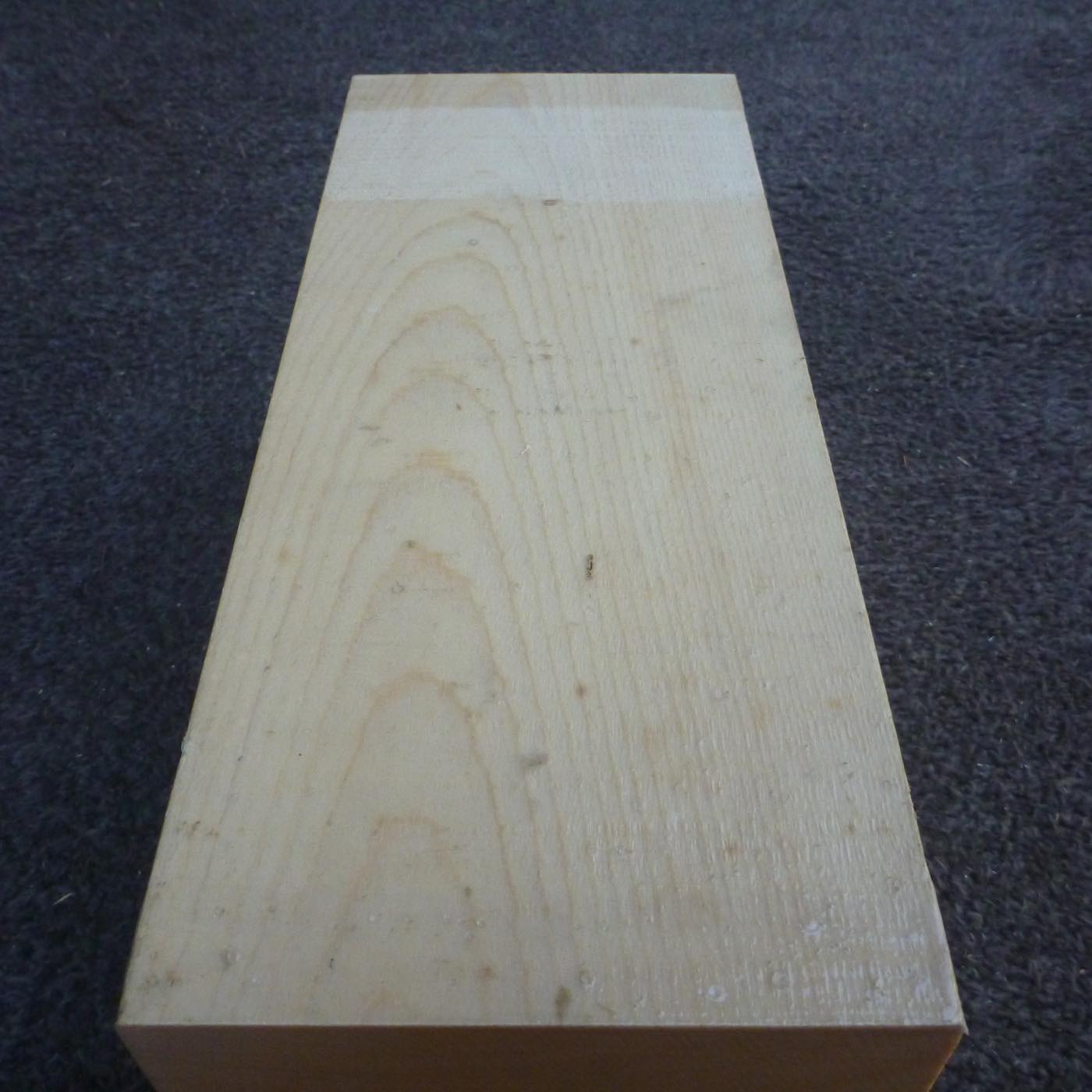 彫刻材 天然木曽檜 柾目盤 ラフ材 L300×T130×W130mm 4B130130-1 Bグレード 定番商品