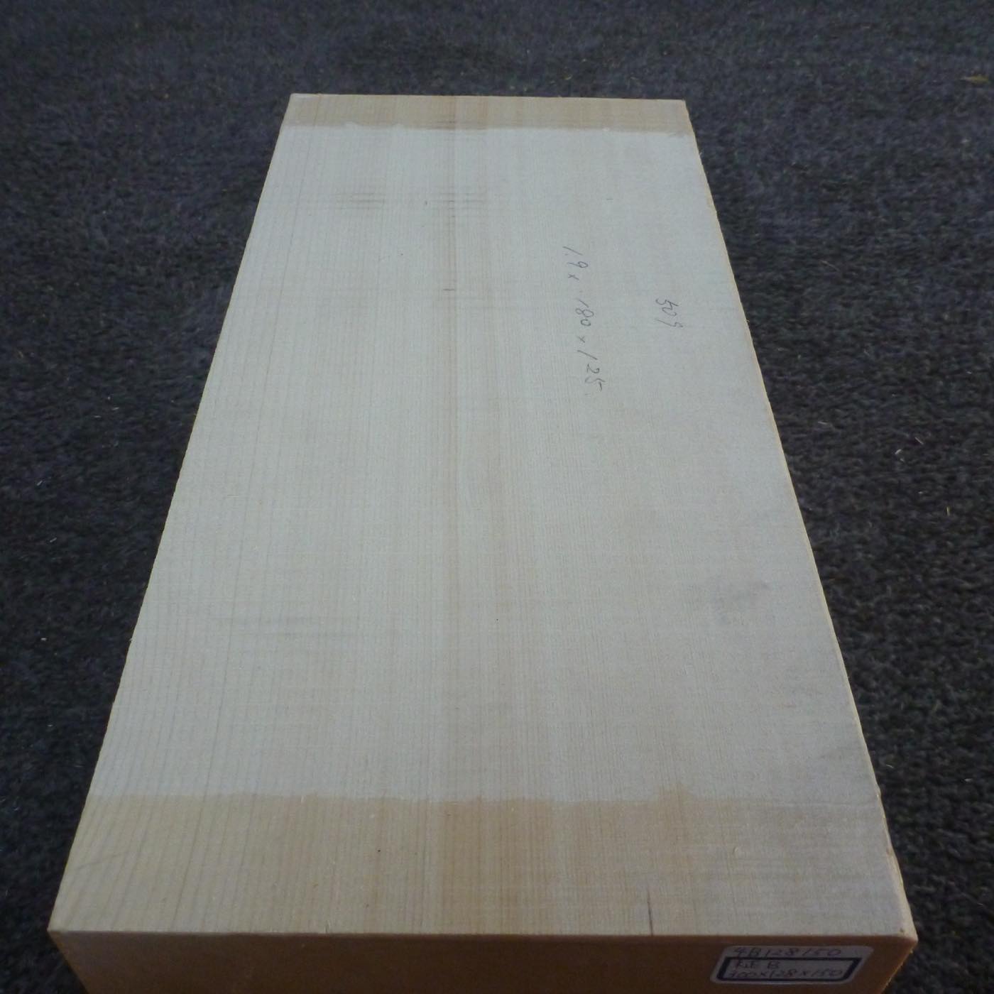 彫刻材 天然木曽檜 柾目盤 ラフ材 L300×T128×W150mm 4B128150 Bグレード 定番商品