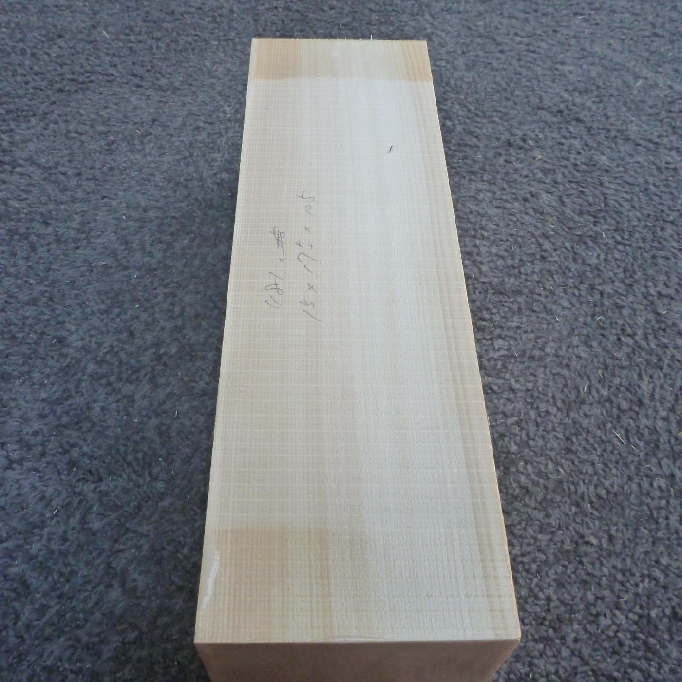 彫刻材 天然木曽檜 柾目盤 ラフ材 L250×T80×W80mm 5B080080 Bグレード 定番商品