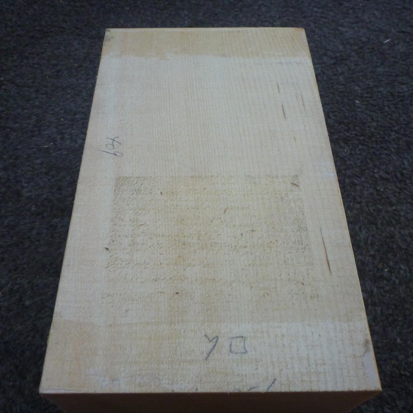 彫刻材 天然木曽檜 柾目盤 ラフ材 L200×T110×W129mm 200110129 Bグレード