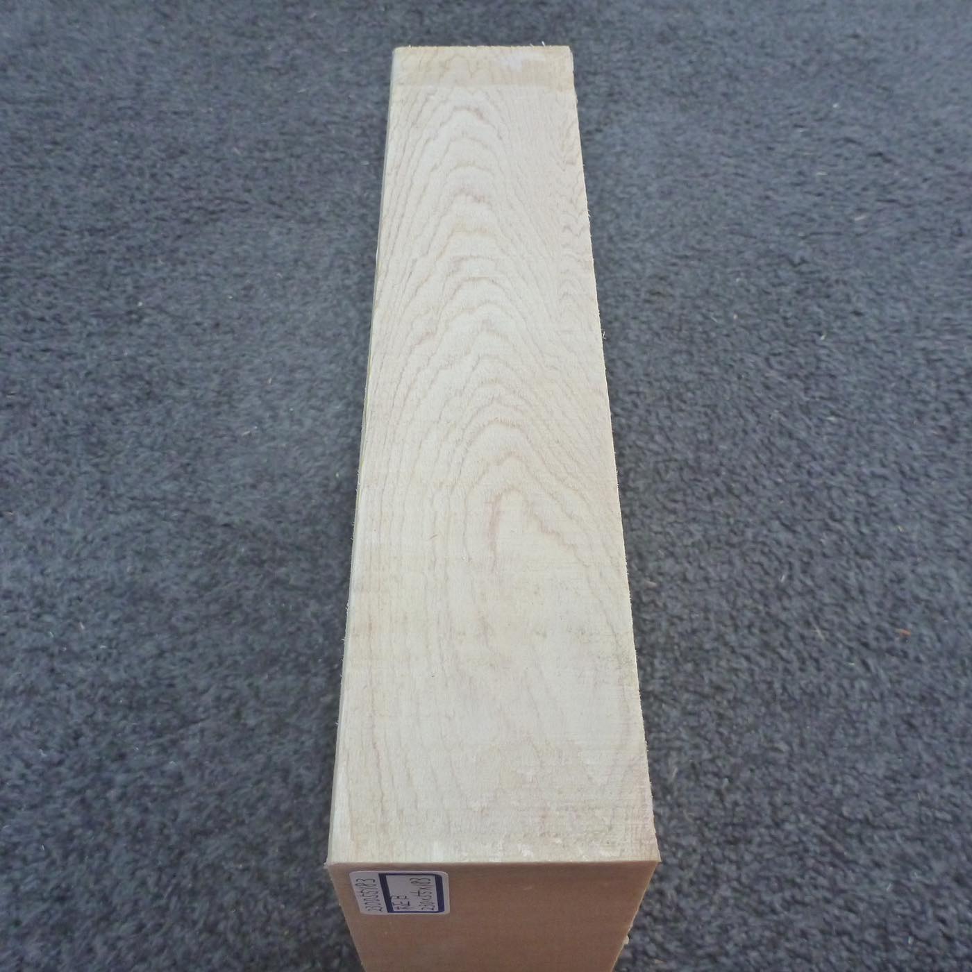 彫刻材 天然木曽檜 柾目盤 ラフ材 L230×T55×W183mm 230055183 Bグレード