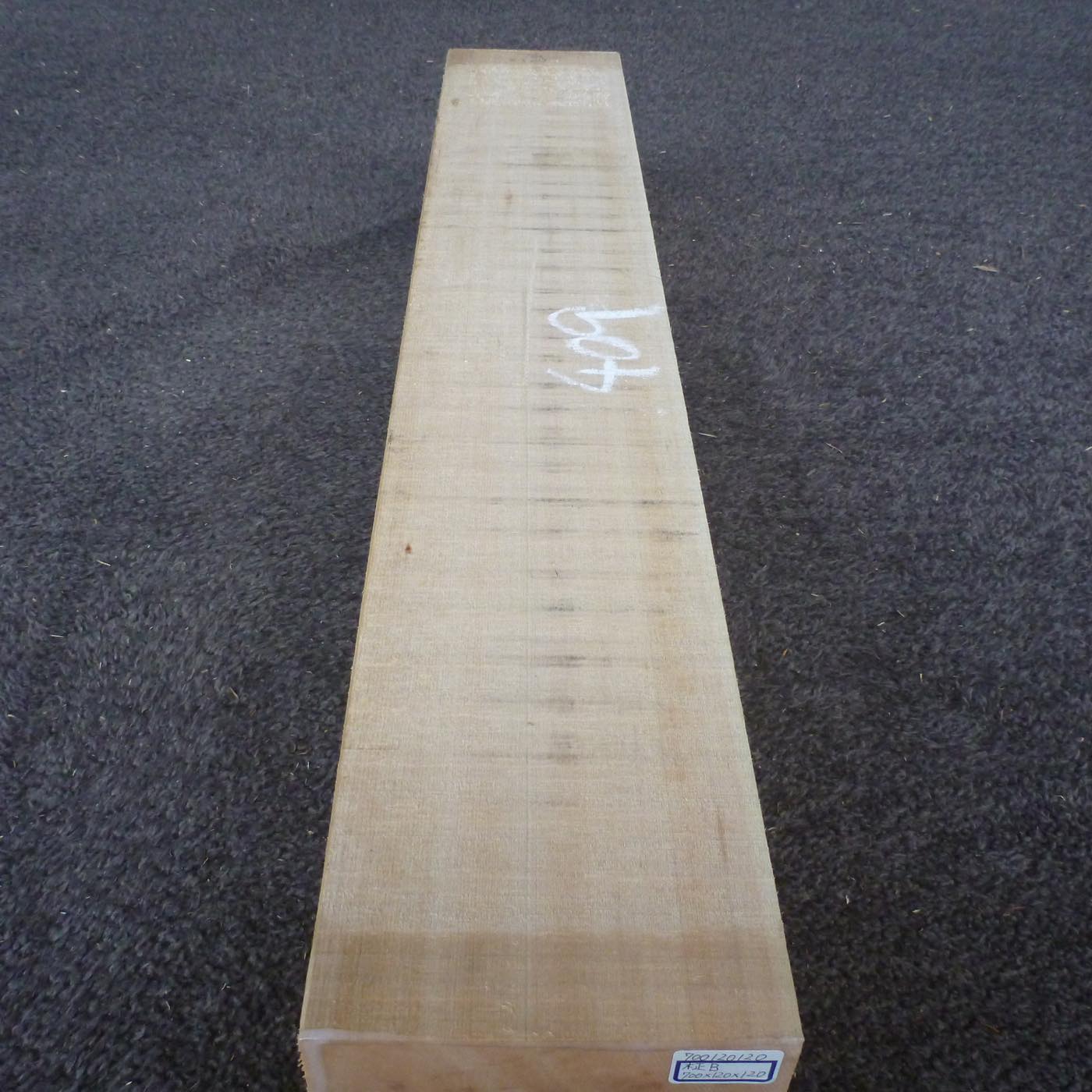 彫刻材 天然木曽檜 柾目盤 ラフ材 L700×T120×W120mm 700120120 Bグレード