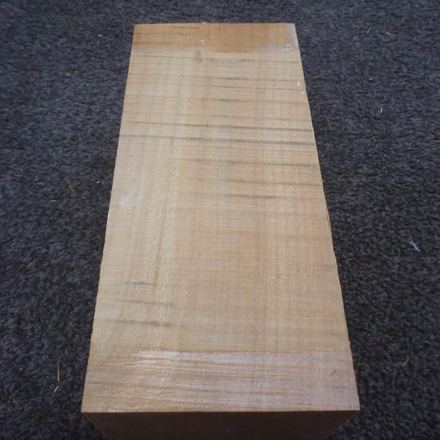 彫刻材 楠 柾目盤 ラフ材 L210×T100×W100mm KUTQ-4