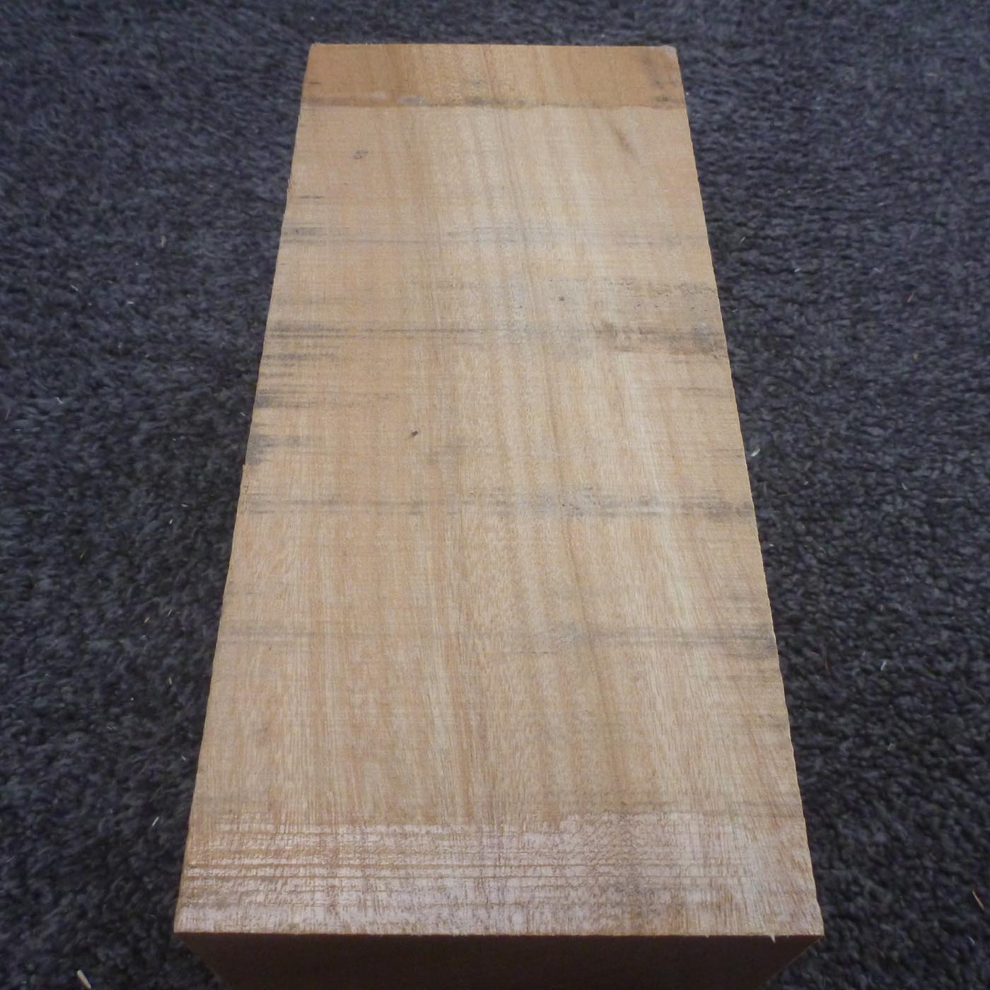 彫刻材 楠 柾目盤 ラフ材 L210×T100×W100mm KUTQ-4