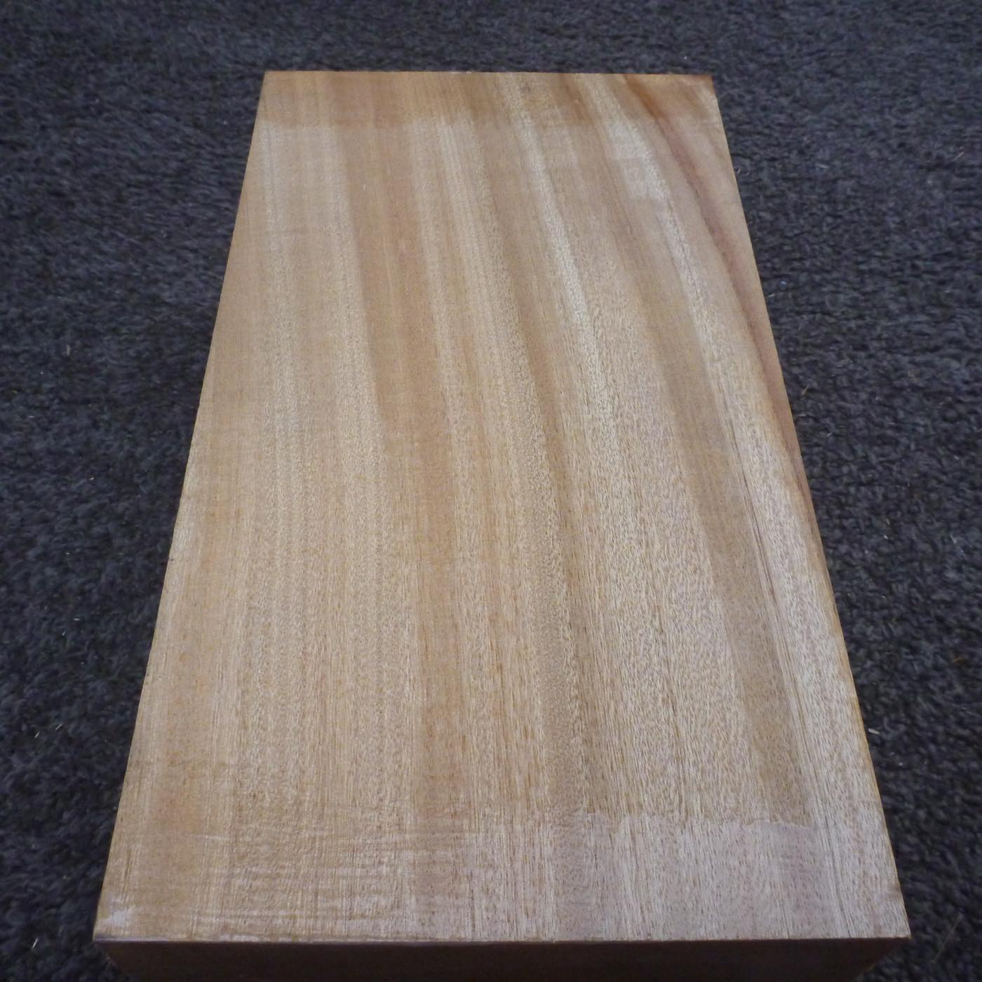 彫刻材 楠 柾目 ラフ材 L250×T90×W150mm KUTQ250-1 定番商品