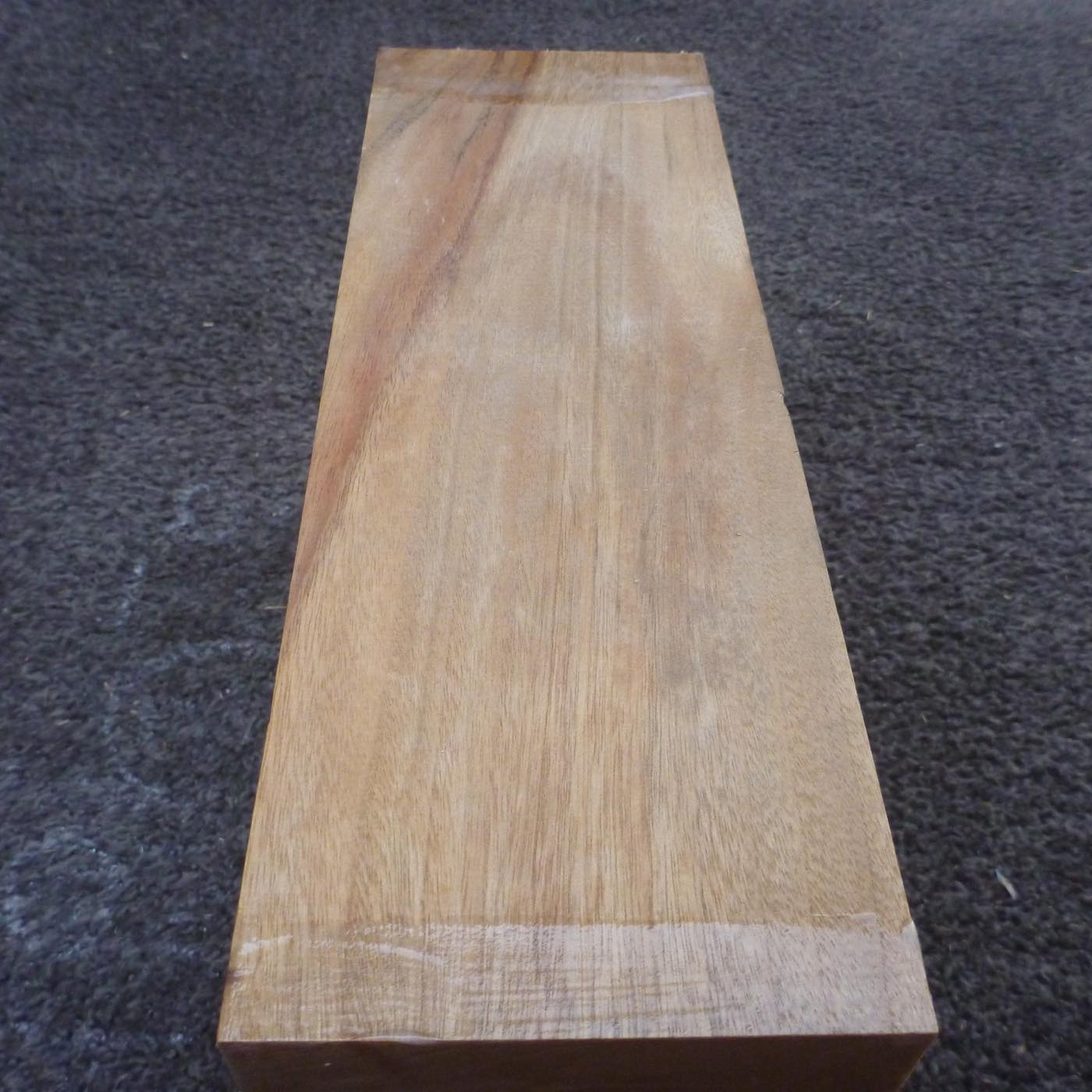 彫刻材 楠 柾目 ラフ材 L250×T90×W150mm KUTQ250-1 定番商品