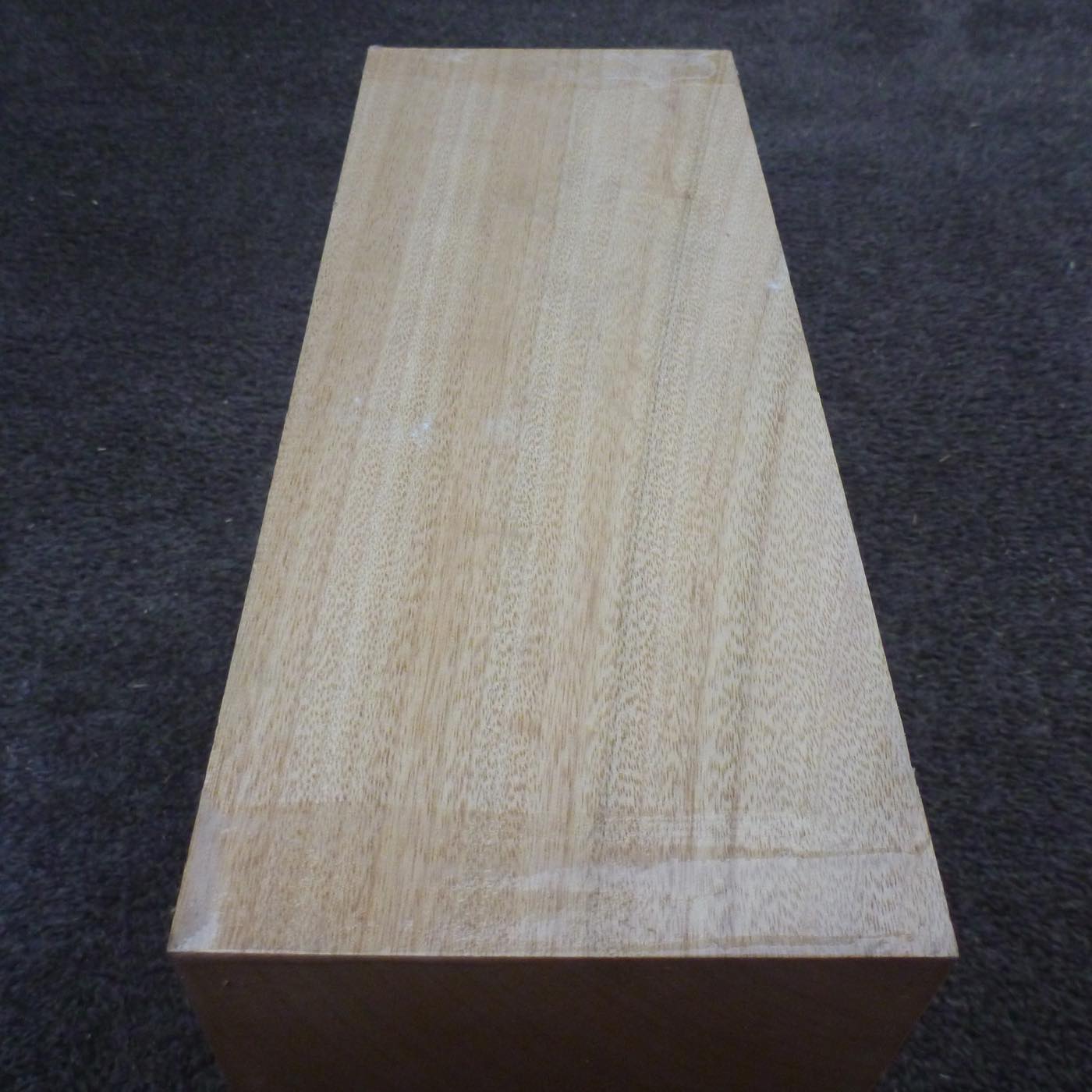 彫刻材 楠 柾目 ラフ材 L300×T124×W230mm KUTQ300-3 定番商品