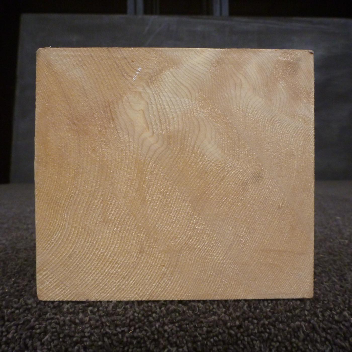 彫刻材 天然木曽檜 柾目盤 ラフ材 L375×T136×W150mm 375136150 Bグレード