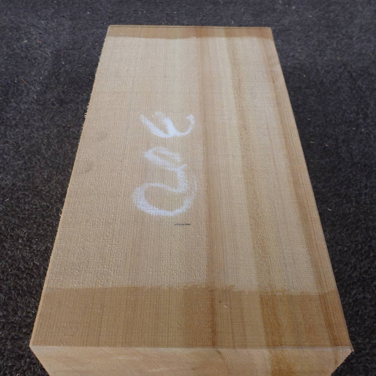 彫刻材 天然木曽檜 柾目盤 ラフ材 L300×T126×W167mm 4B126167 Bグレード 定番商品