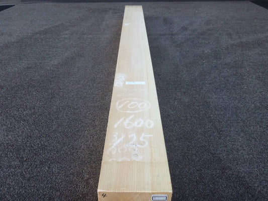 彫刻材 天然桧 柾目盤 造形・動物彫刻向け L1600×T100×W125mm TH1600100125 Cグレード 材面1