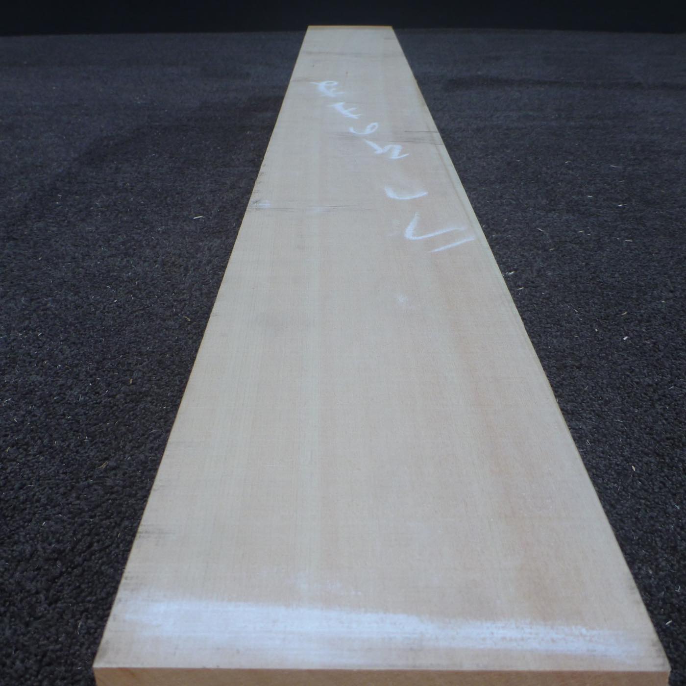 彫刻材 天然木曽檜 柾目盤 ラフ材 L1400×T115×W160mm TKFQ-39