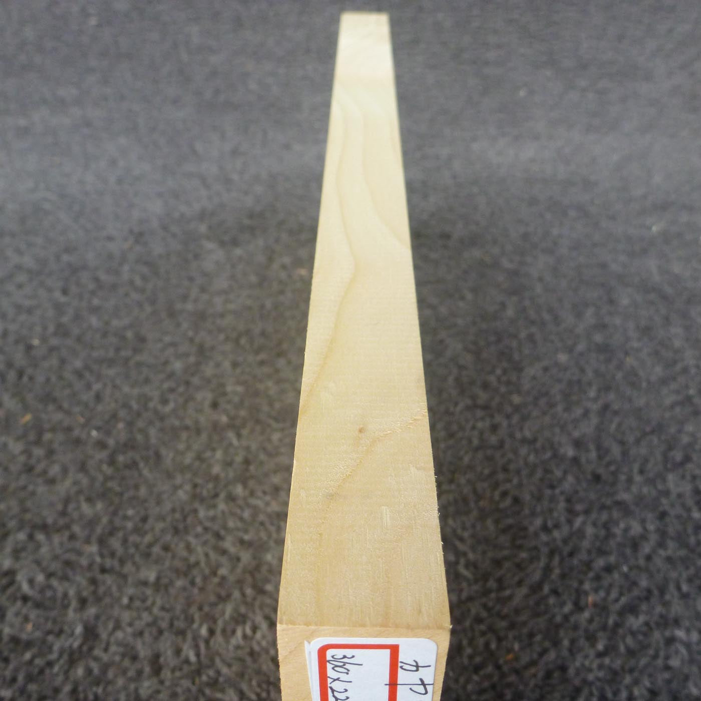 彫刻材 カヤ 板目 L360×T22×W139mm 836022139