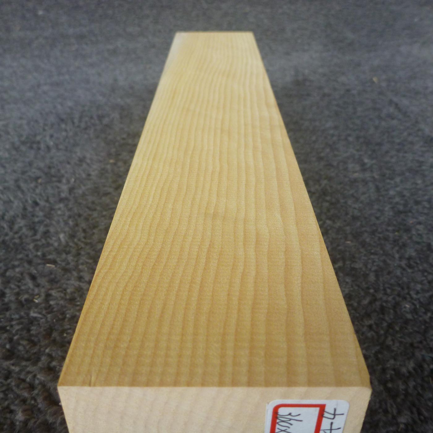 彫刻材 カヤ 柾目 L360×T64×W67mm 836064067