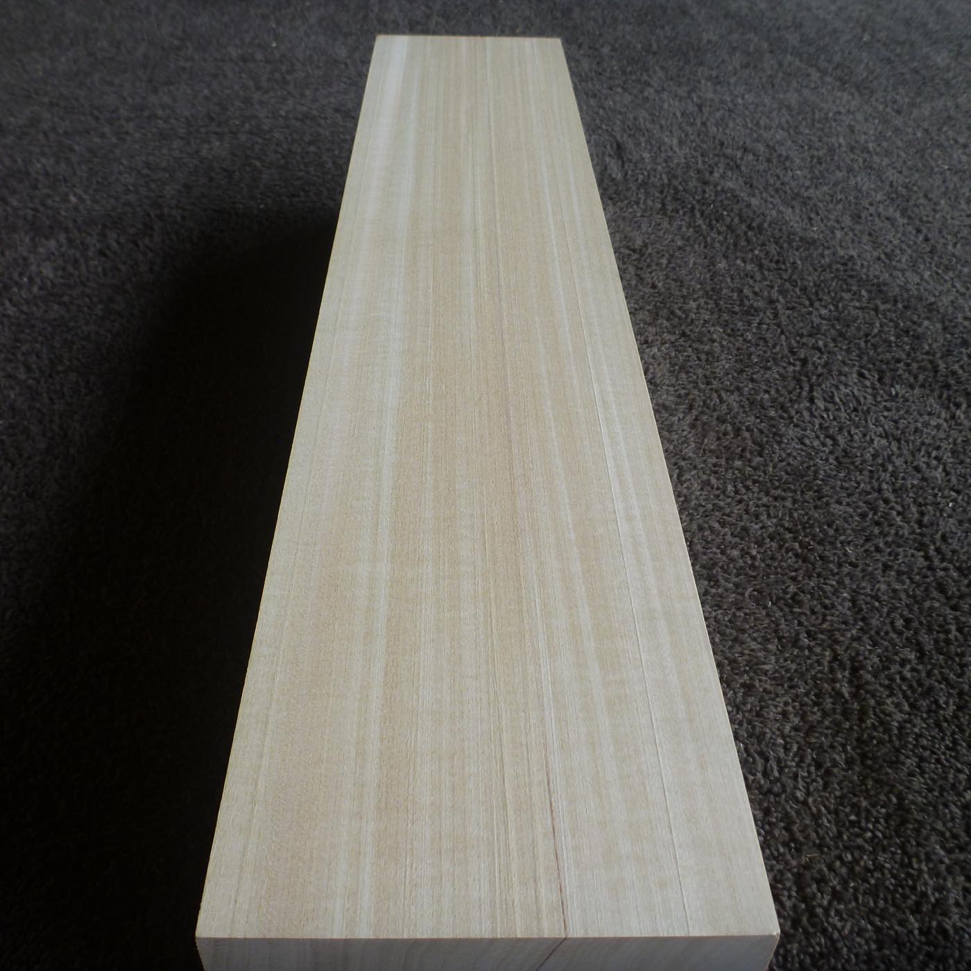 立体彫刻用材 シナ 600×120×120mm 143350120T 【この商品は送料無料です】