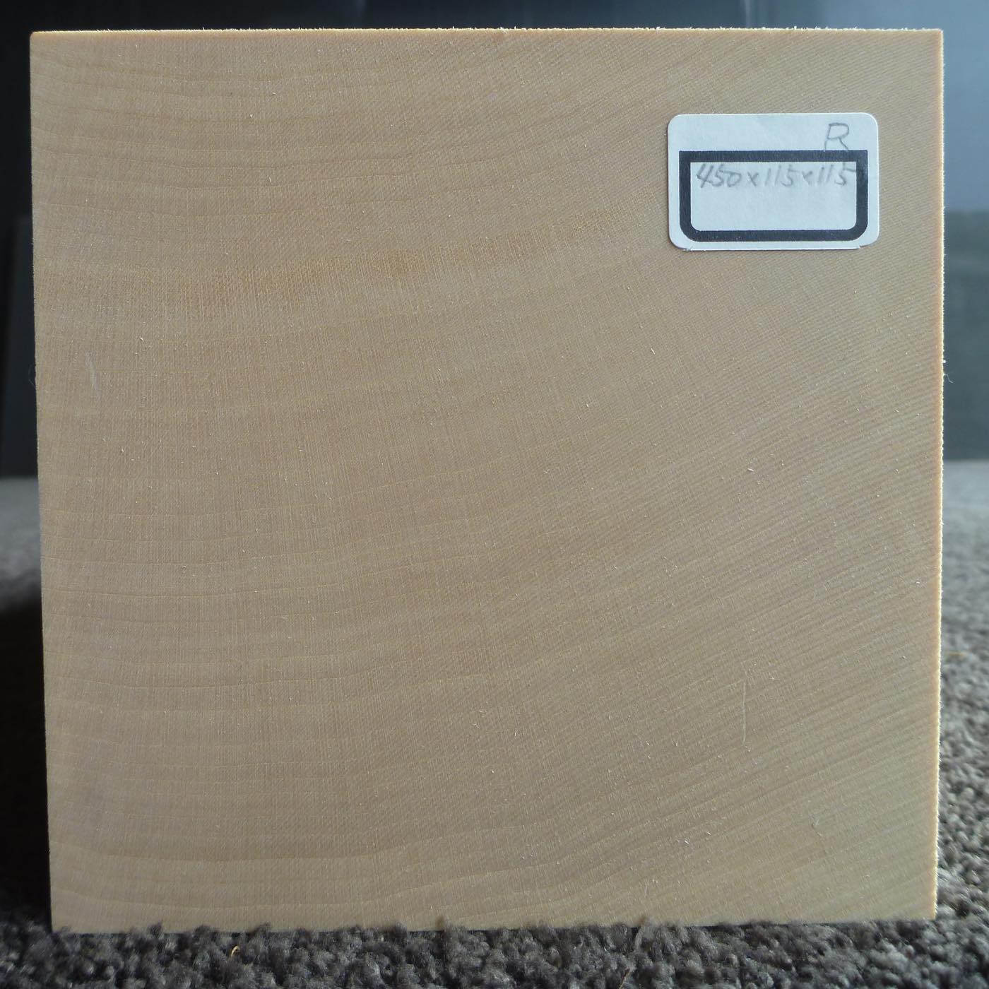 立体彫刻用材 シナ 450×115×115mm 143400115R 【この商品は送料無料です】