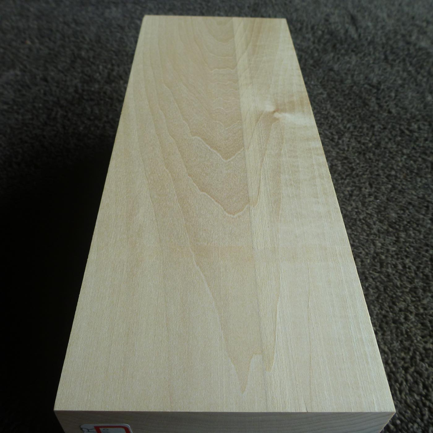 立体彫刻用材 シナ 300×110×110mm 143600110R 【この商品は送料無料です】