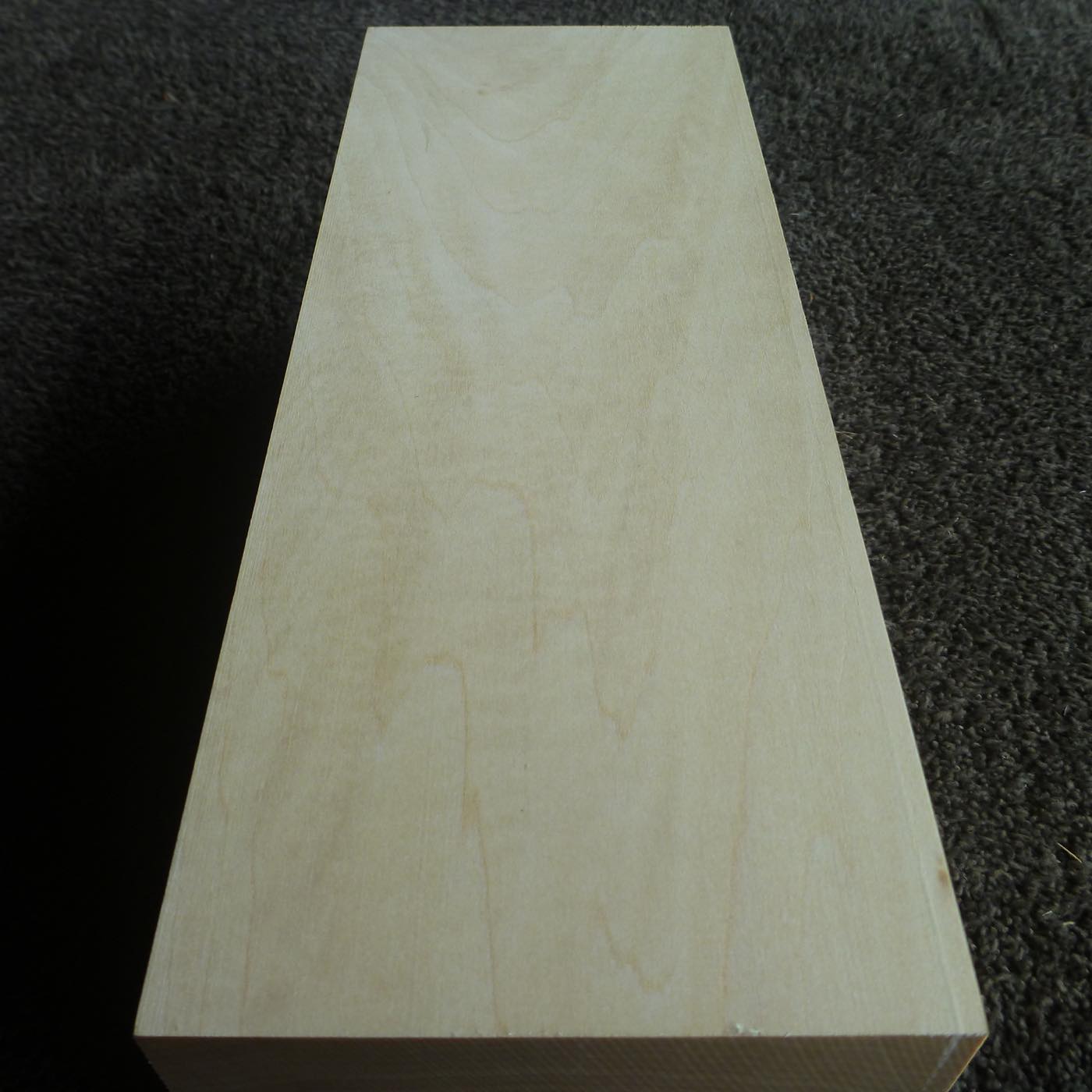 立体彫刻用材 シナ 300×110×110mm 143600110R 【この商品は送料無料です】