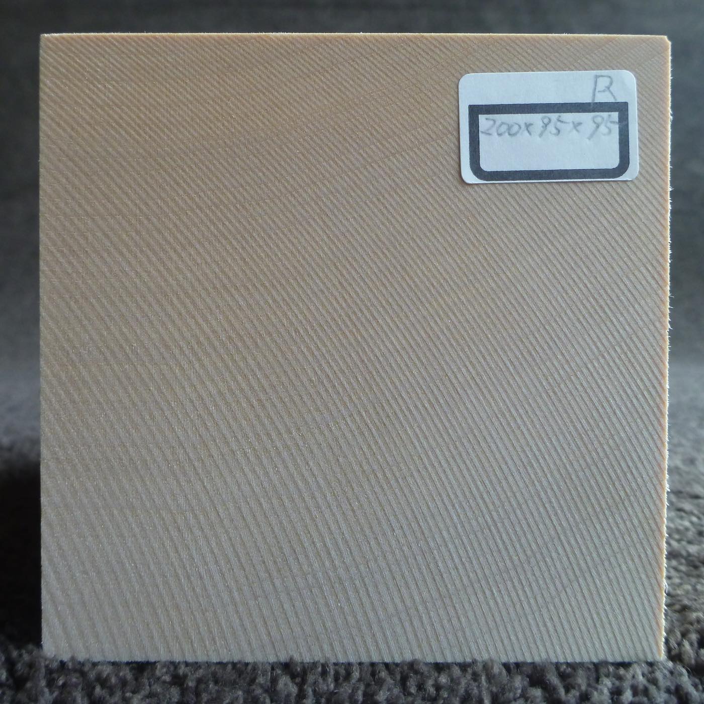 立体彫刻用材 シナ 200×95×95mm 143800095R【この商品は送料無料です】
