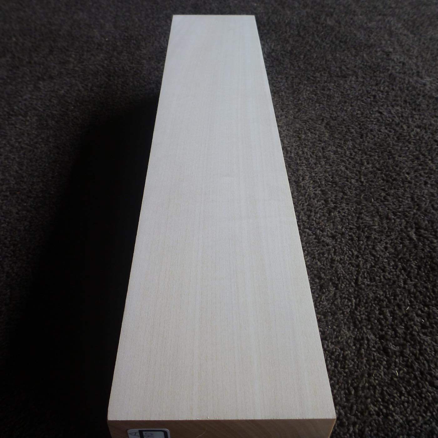 立体彫刻用材 シナ 450×90×90mm 143400090A【この商品は送料無料です】