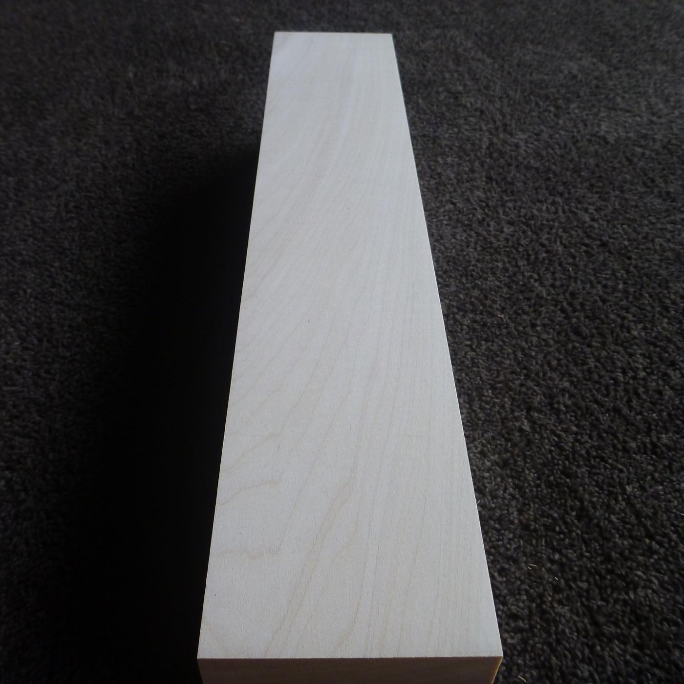 立体彫刻用材 シナ 450×85×85mm 143400085T【この商品は送料無料です】
